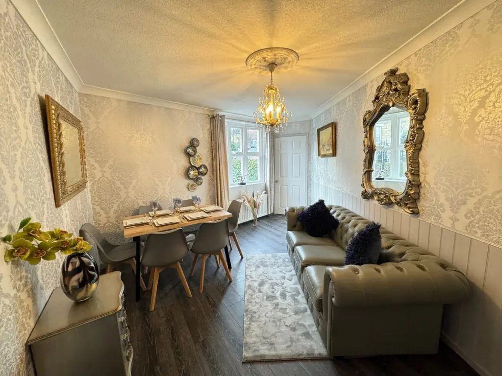 8795b256 458d 4e48 b120 e9403b7b32c7.jpeg