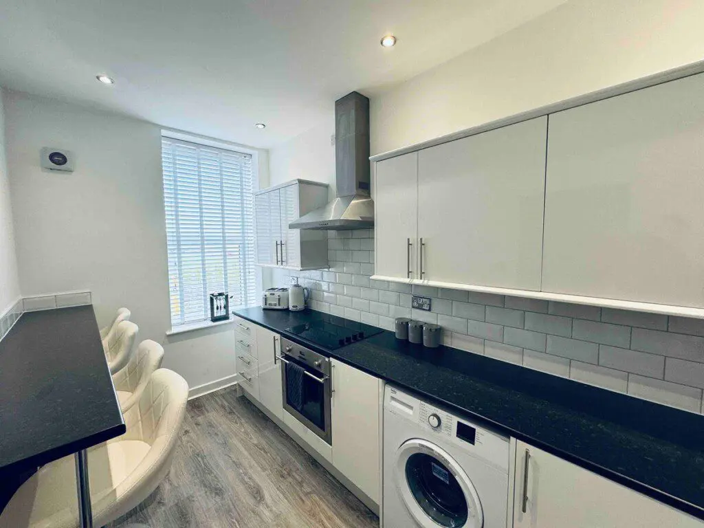 8ea9b40f 03a7 4de8 a827 d53a300d9934.jpg