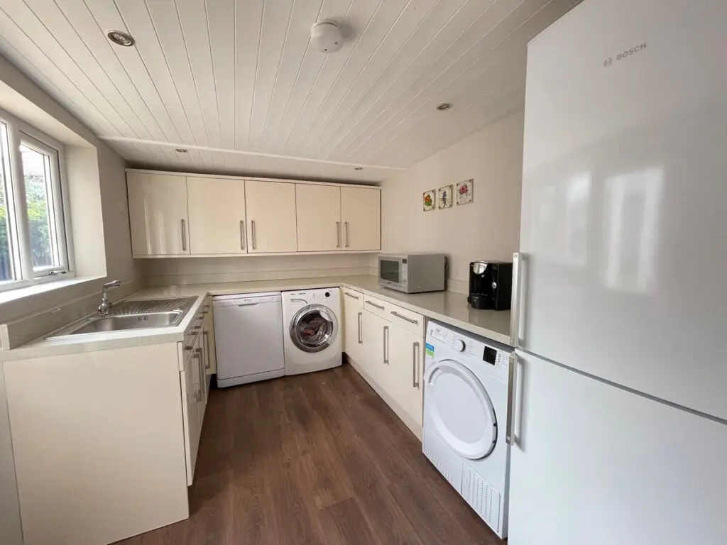 a8539871 798b 4b93 afa8 b895f82c1561.jpeg