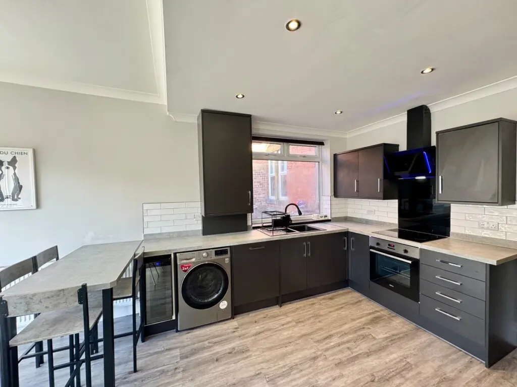 bd58742e e70f 4c6f 8a11 94d118a94903.jpeg