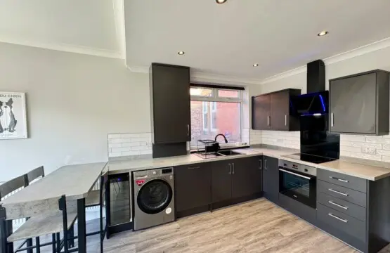 bd58742e e70f 4c6f 8a11 94d118a94903.jpeg